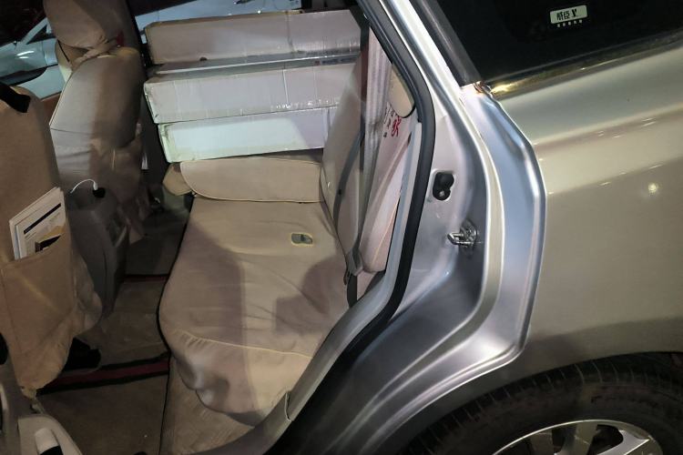 Used Venucia T70 2015 2.0L CVT Smart Choice Edition