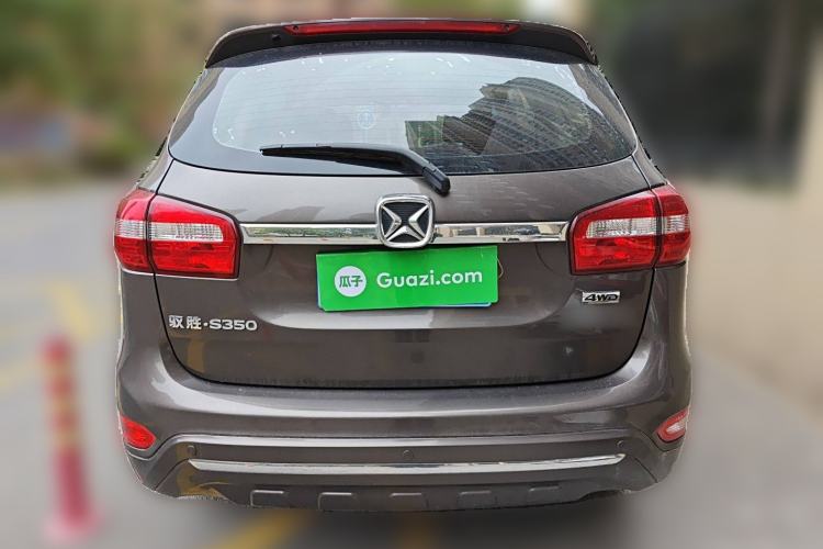 Used JMC Yusheng S350 2013 2.4T Manual 4x4 Diesel Luxury Edition 5 Seats
