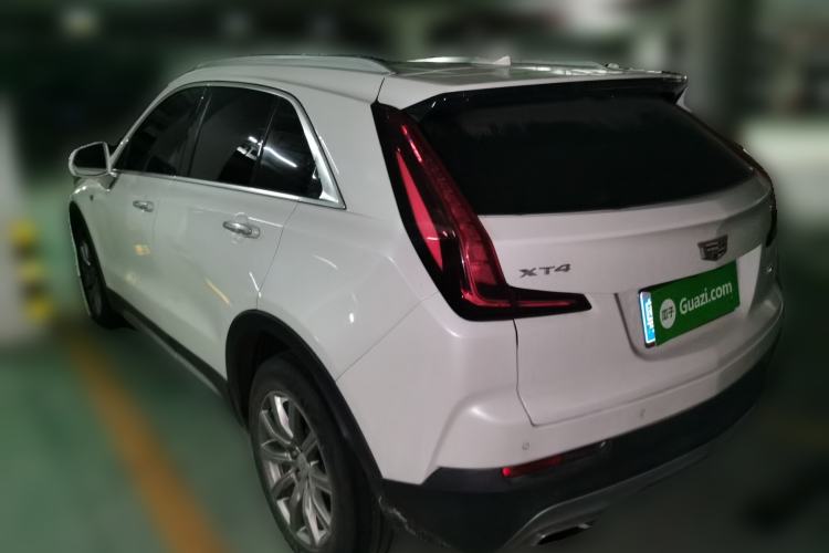 Used Cadillac XT4 2018 28T Two-Wheel-Drive Luxury Model
