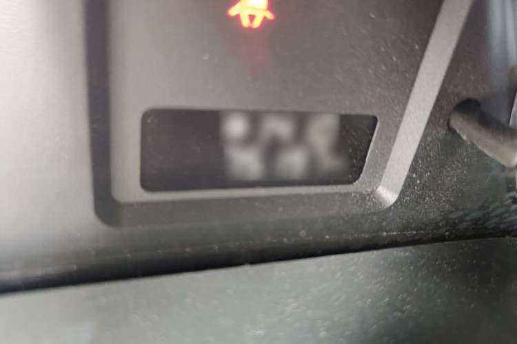 Used Great Wall Wingle 5 2013 2.8T European Version Two-Wheel Drive Elite Version Big Double-Cab GW2.8TC