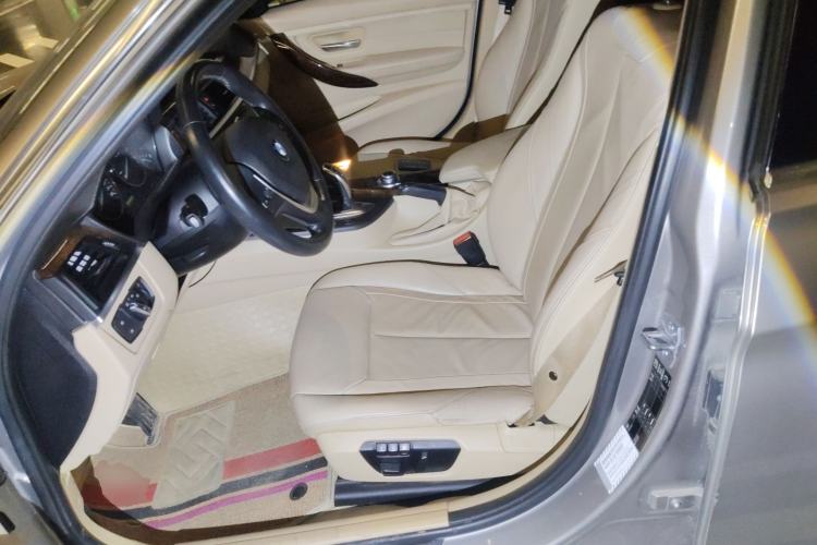 Used BMW 3 Series 2014 320Li Luxury Design Package
