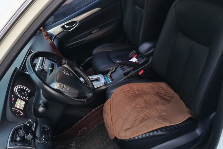 Used Nissan Sylphy 2014 1.6XV CVT Deluxe Edition
