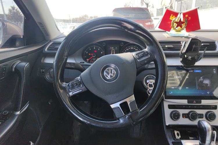 Used Volkswagen Magotan 2016 1.8TSI Smart Enjoyment Leading Model Steering Wheel