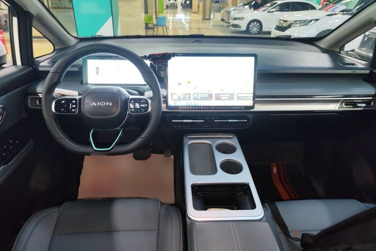 Used AION Y 2023 Plus 510 Smart Edition Center Console