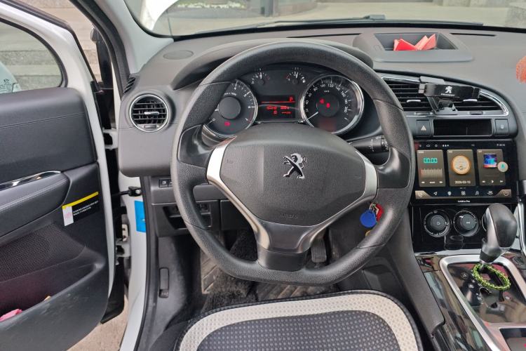 Used Peugeot 3008 2015 2.0L Automatic Classic Edition