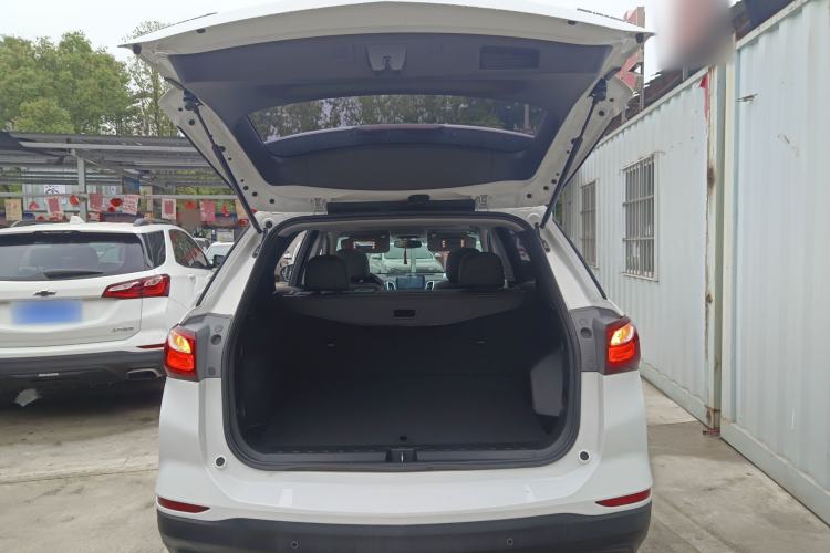 Used Chevrolet Equinox 2019 535T Automatic Chijie Edition China V Standard Trunk