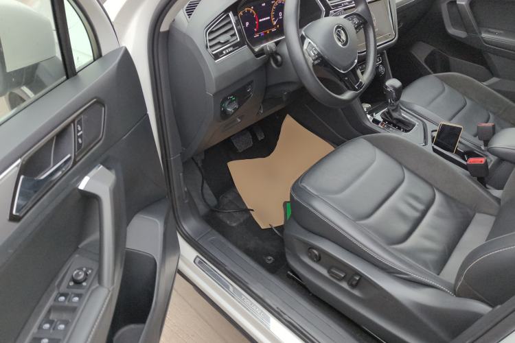 Used Volkswagen Tiguan L 2021 330TSI Automatic Two-Wheel Drive Smart Edition