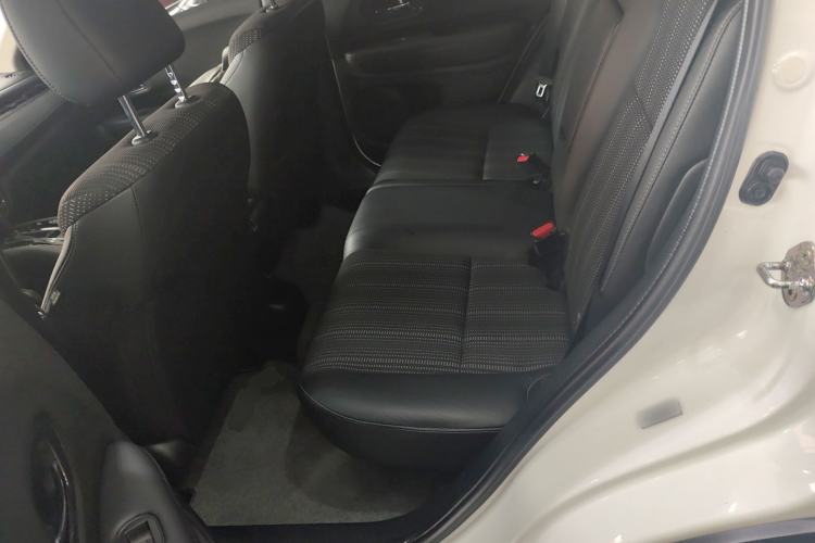 Used Honda Vezel 2015 1.8L CVT 2WD Elite Model