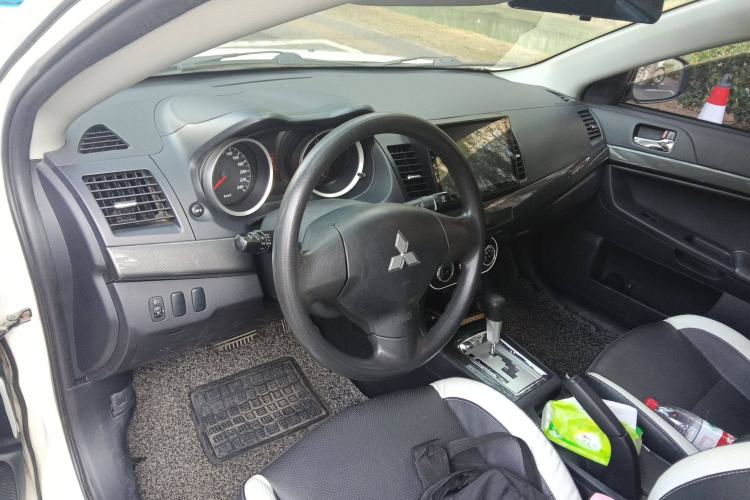 Used Mitsubishi Lancer EX 2013 Fashion Edition 1.8L CVT Comfort Version
