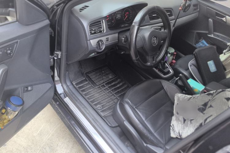 Used Volkswagen Lavida 2013 Restyled Classic 1.6L Automatic Comfort Edition Driver Seat