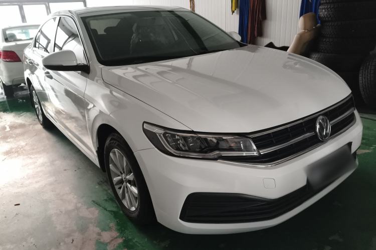 Used Volkswagen Bora 2020 1.5L Manual Fashion Edition
