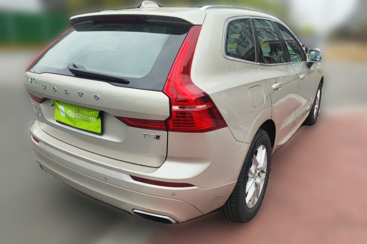 Used Volvo XC60 2019 T5 4x4 Smart Edition China V Standard Exterior 5