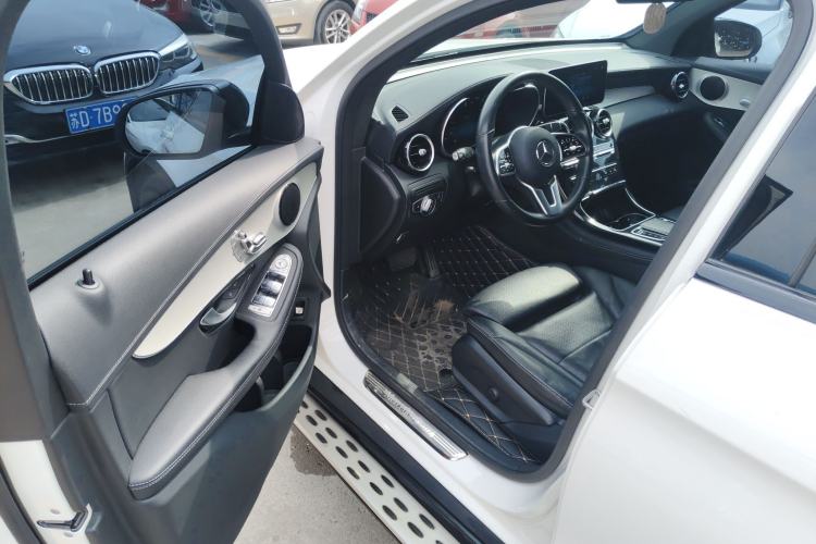 Used Mercedes-Benz GLC Coupe 2020 GLC 260 4MATIC Coupe SUV Driver Seat