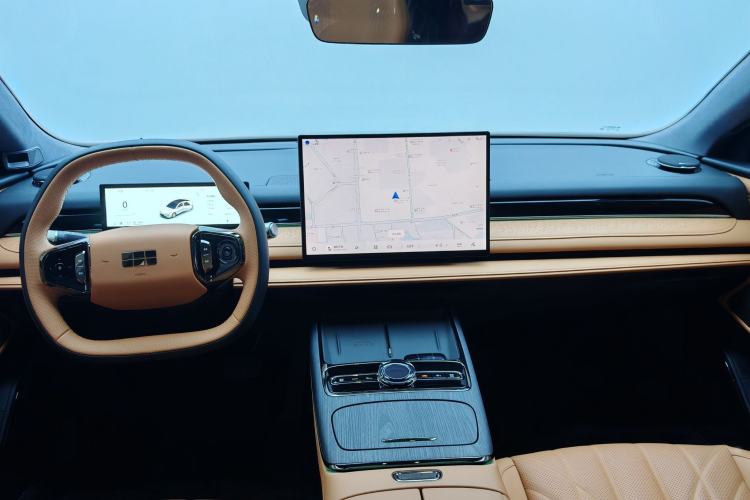 Used Geely Galaxy Galaxy 8 2025 130km EM-P Exploration Edition
