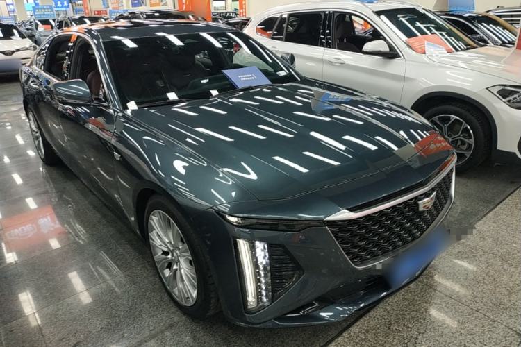 Used Cadillac CT6 2023 28T Platinum Edition Front Right 45 Deg
