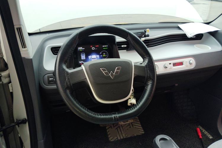 Used Wuling Hongguang MINIEV 2022 Macaron Premium Model – Lithium Iron Phosphate
