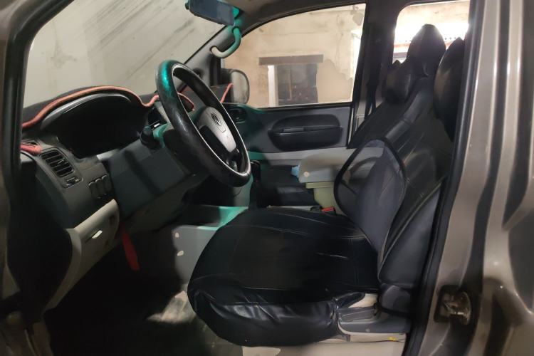 Used FORTHING Lingzhi 2017 V3 1.5L 5-Seater Special Offer Model