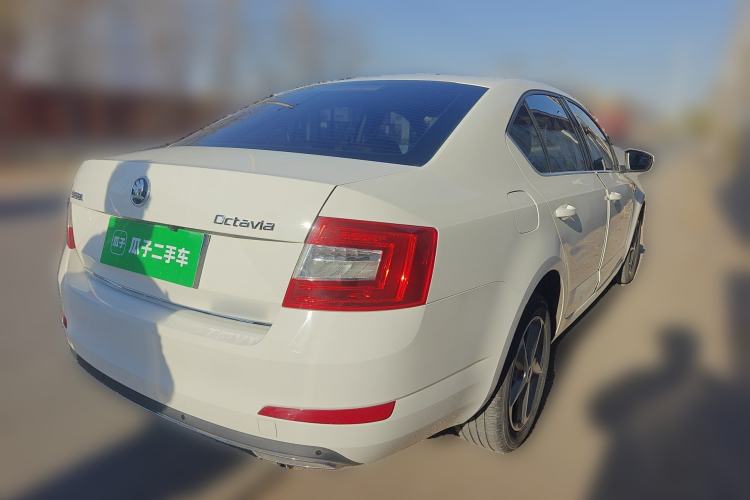 Used Skoda Octavia 2016 1.6L Automatic Smart Drive Edition