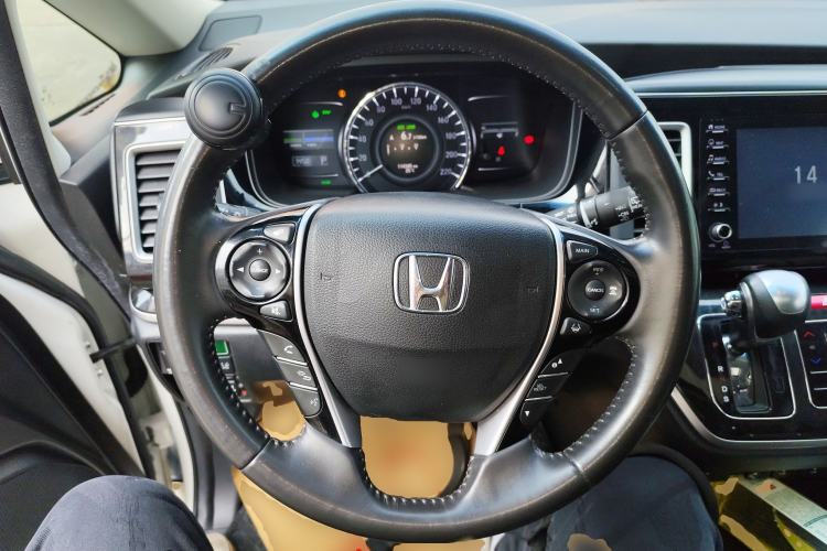 Used Honda Elysion 2019 2.0L Hybrid Supreme Edition

