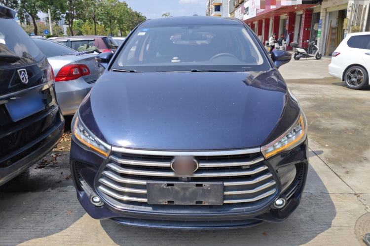 Used BYD Song MAX 2017 1.5T Manual Smart Connect Luxury 7-Seater