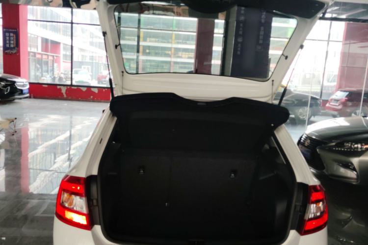 Used Skoda Rapid Spaceback 2019 1.5L Automatic Comfort Edition