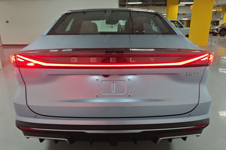 Used Geely Galaxy L6 2025 EM-i 140km Starship Edition