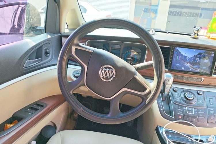 Used Buick GL8 2014 2.4L CT Luxury Business Comfort Edition