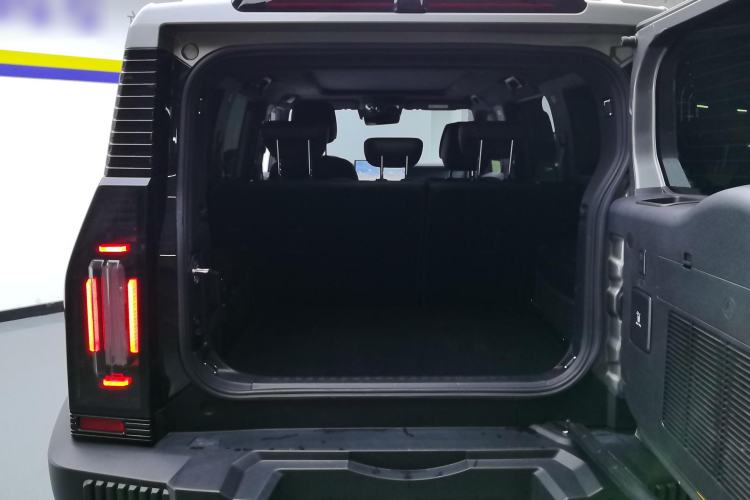 Used JETOUR Shanhai Traveler C-DM 2024 C-DM 208KM Mountain & Wilderness Edition
