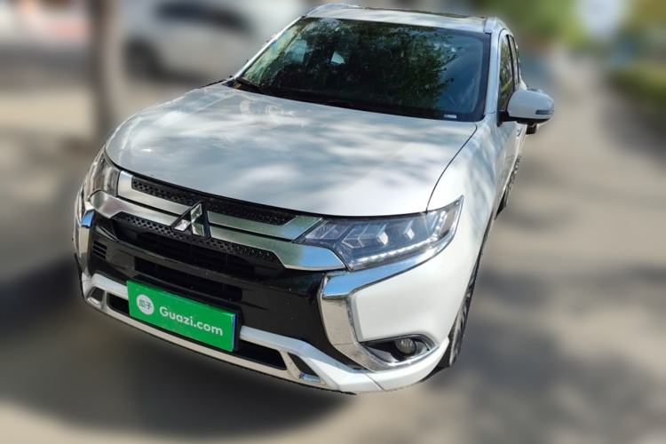 Used Mitsubishi Outlander 2021 2.4L 4x4 Zhi Xiang Edition 7 Seats
