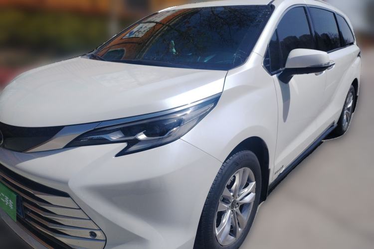 Used Toyota SIENNA 2021 2.5L Hybrid Platinum Edition