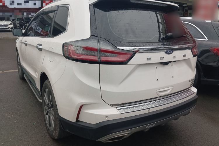 Used Ford Edge 2022 PLUS EcoBoost 245 Four-Wheel Drive Platinum Edition 7-Seater