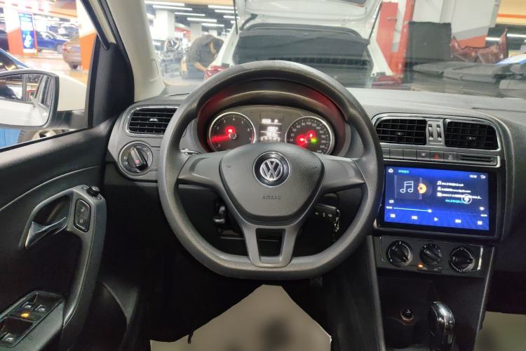 Used Volkswagen Polo 2014 1.6L Automatic Comfort Edition