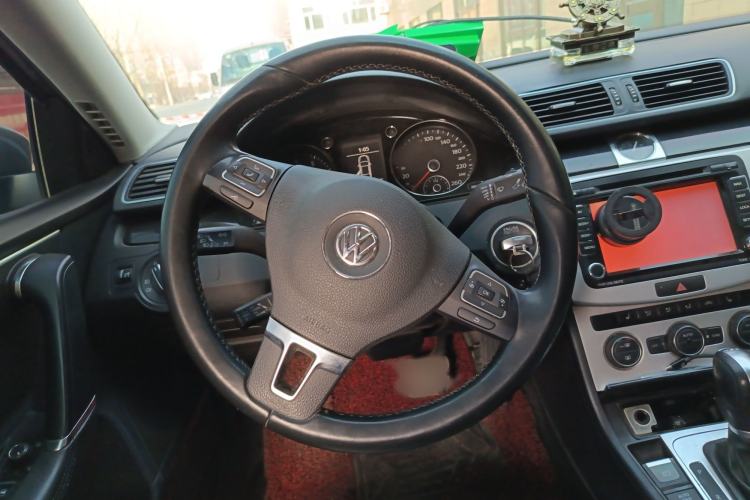 Used Volkswagen Magotan 2012 Revised 1.8TSI Luxury Version
