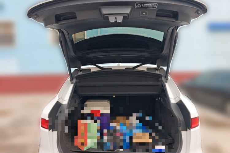 Used Jaguar F-PACE 2019 2.0T Four-Wheel Drive Urban Luxury Edition Trunk