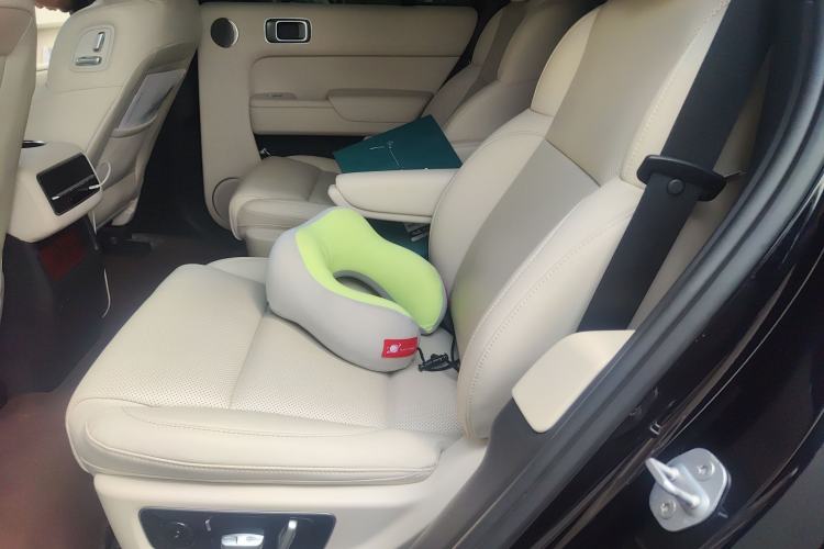 Used Li Auto L8 2023 Pro Model Interior 4