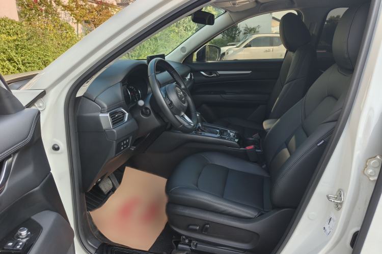 Ojetý Mazda CX-5 2024 2.0L Automatic Two-Wheel Drive ZhiShang Pro