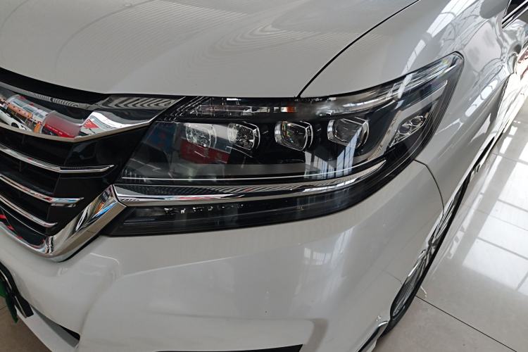 Used Honda Elysion 2016 2.4L Luxury Edition
