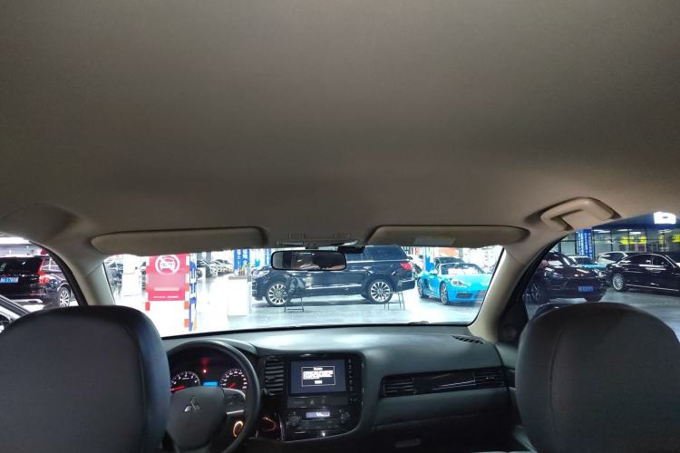 Used Mitsubishi Outlander 2021 2.0L Two-Wheel Drive Comfort Edition 5 Seats