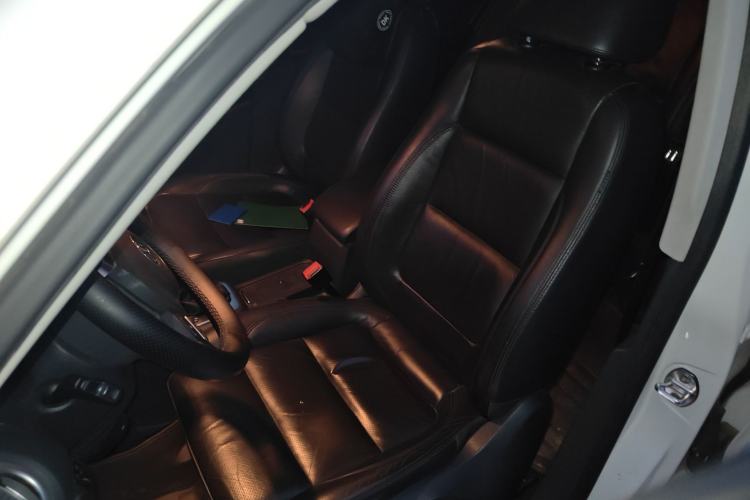 Used Volkswagen Tiguan 2015 1.8TSI Automatic Two-Wheel Drive Luxury Model Left Front Seat