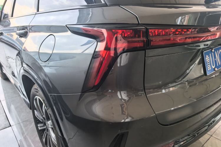 Used CHANGAN CS75 PLUS 2024 3rd Generation Champion Edition 1.5T Intelligent Drive Dynamic Model Exterior 5