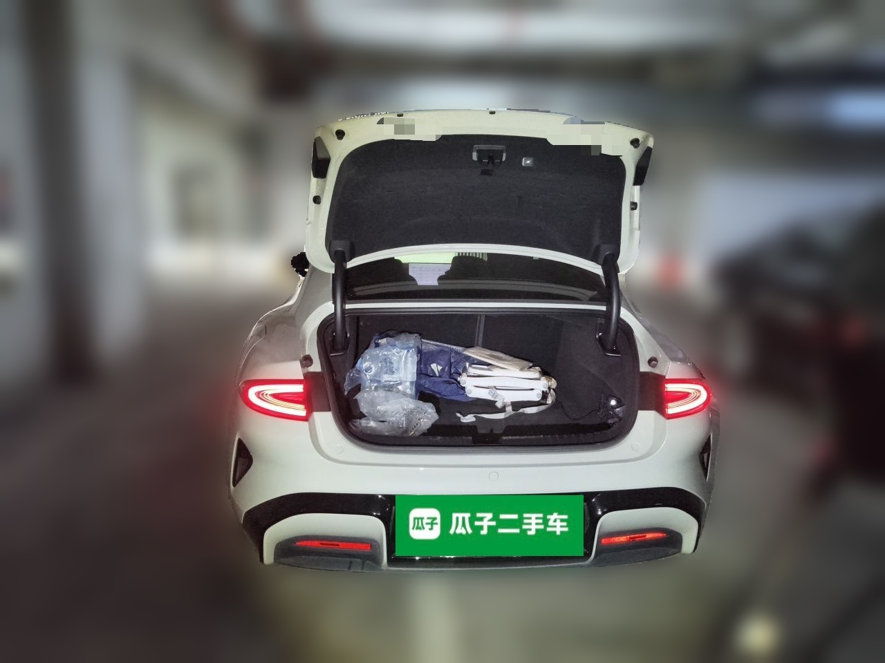 Xiaomi Auto SU7 2024 Rear-Drive Ultra-Long Range Advanced Pro-Level Intelligent Driving Version — снимка 19