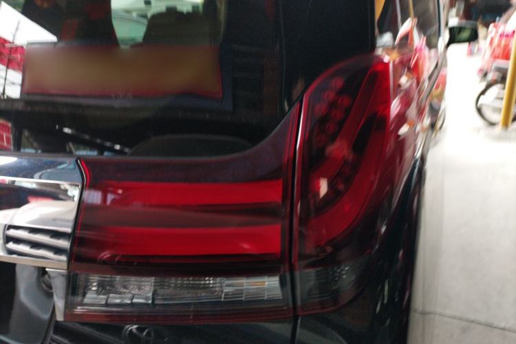 Used Toyota Alphard 2015 3.5L Luxury Edition