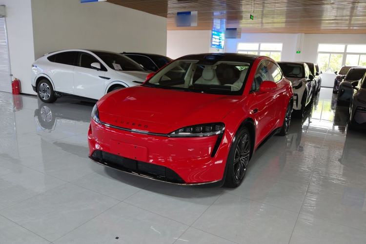 Used Hima Luxeed R7 2024 All-Electric 736 km Ultra