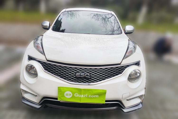 Used Infiniti ESQ 2014 1.6L Spontaneous Edition