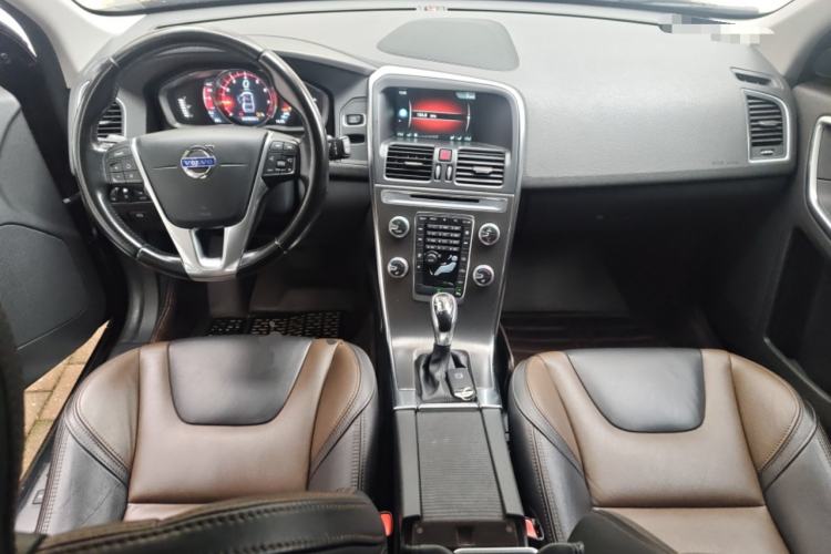 Used Volvo XC60 2016 T5 Smart Version
