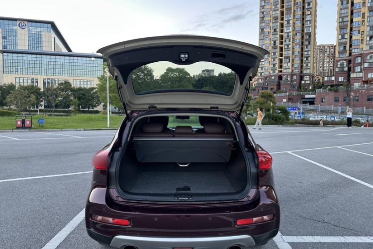 Used Infiniti QX50 2015 2.5L Enjoyment Edition Exterior 2