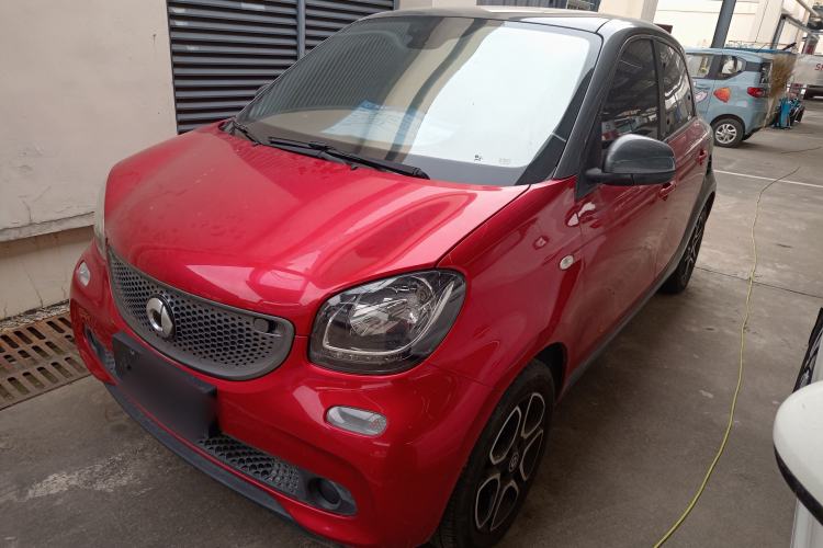 Used smart forfour 2016 0.9T 66 kW Pioneer Edition