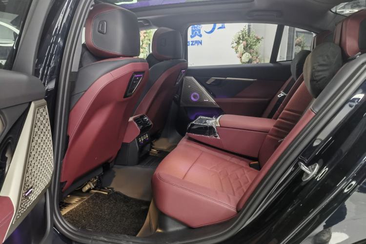 Used BMW 5 Series 2026 Facelift Model 530Li Luxury Edition M Sport Package Interior 2