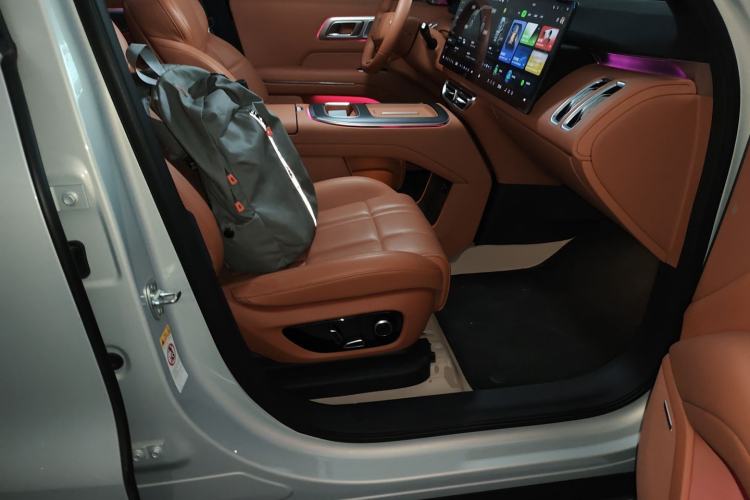 Used Deepal S09 2025 Four-Wheel Drive Ultra+ Custom Edition