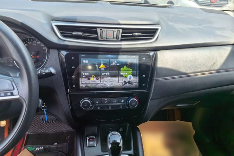 Used Nissan Qashqai 2019 2.0L CVT Smart Enjoyment Version Center Console